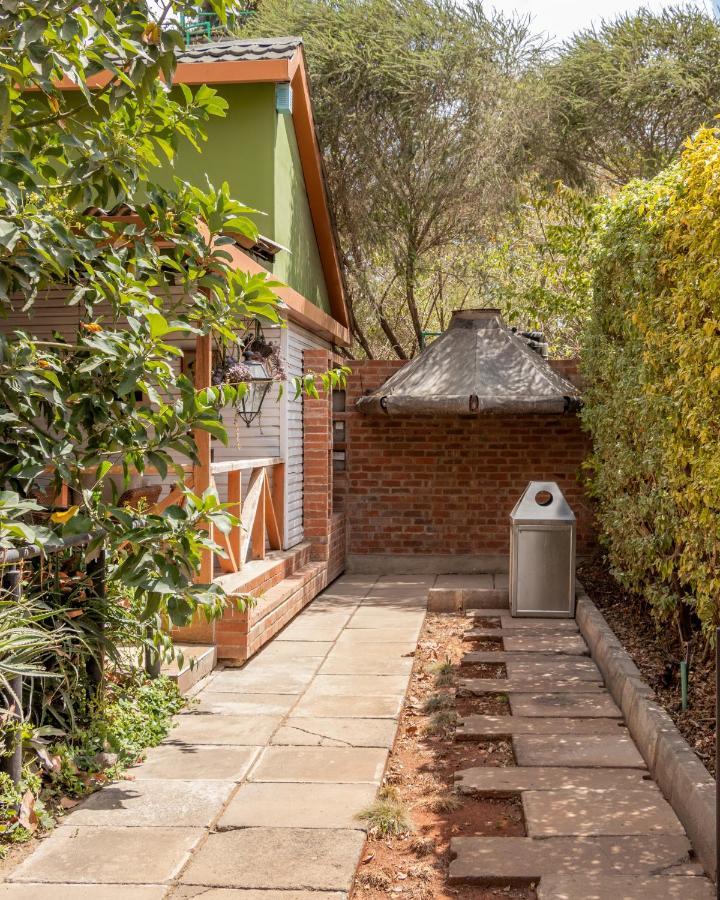 D2W Residency Suites Syokimau Buitenkant foto